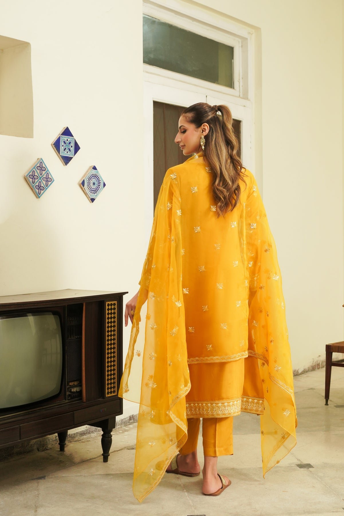 MANNAT 3PC EMBROIDERED VISCOSE SUIT (CHANDNI)